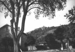 b000223