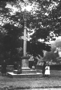 b000232