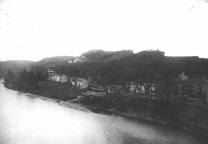 b000238