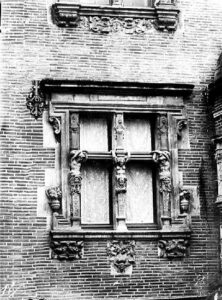 b000389