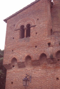 b010005